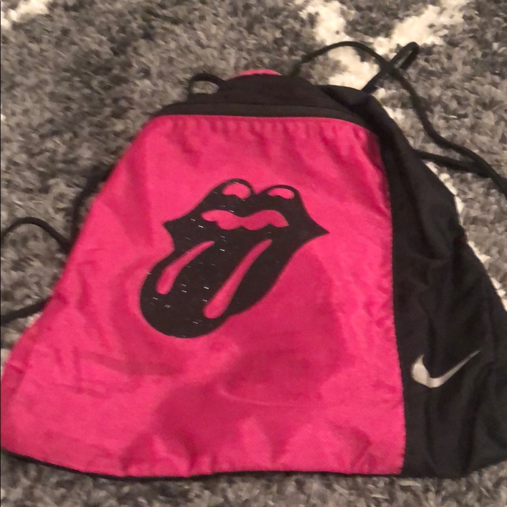 COSTUME NIKE SRTING BAG